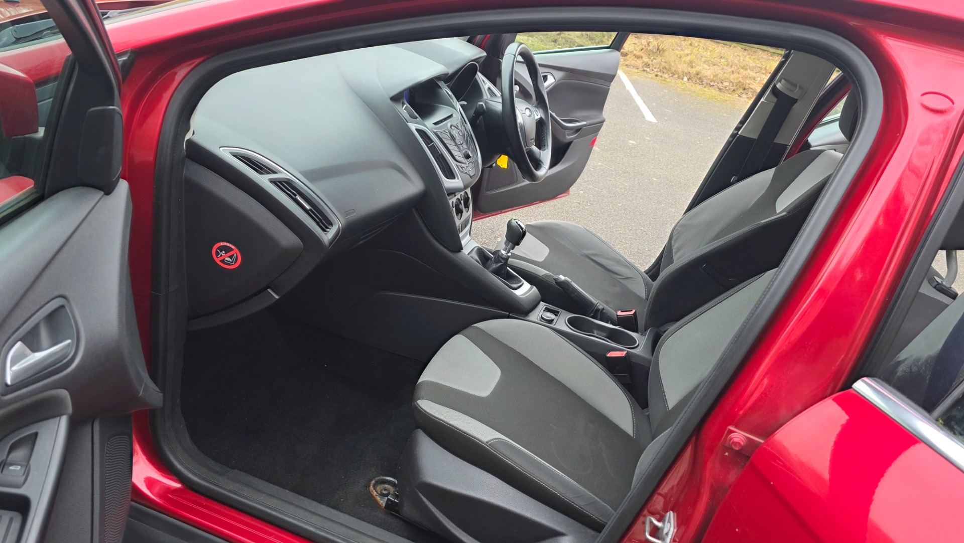 FORD FOCUS 1.0 EcoBoost 125 ZETEC Hatchback Ulez Compliant