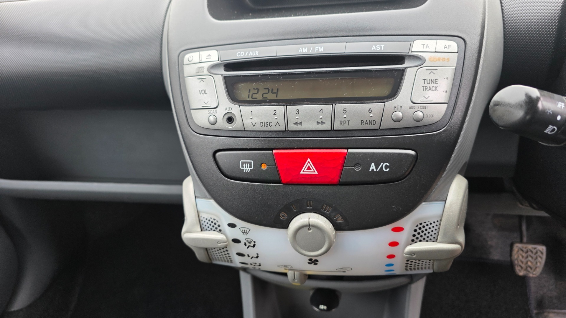 PEUGEOT 107 1.0 URBAN 2-TRONIC Hatchback Ulez Free Automatic Transmission