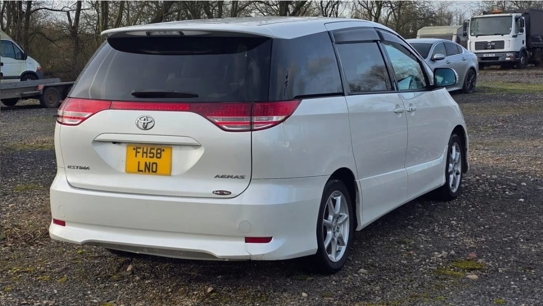 TOYOTA ESTIMA 2.4 Automatic 7 Seater MPV Ulez Compliant