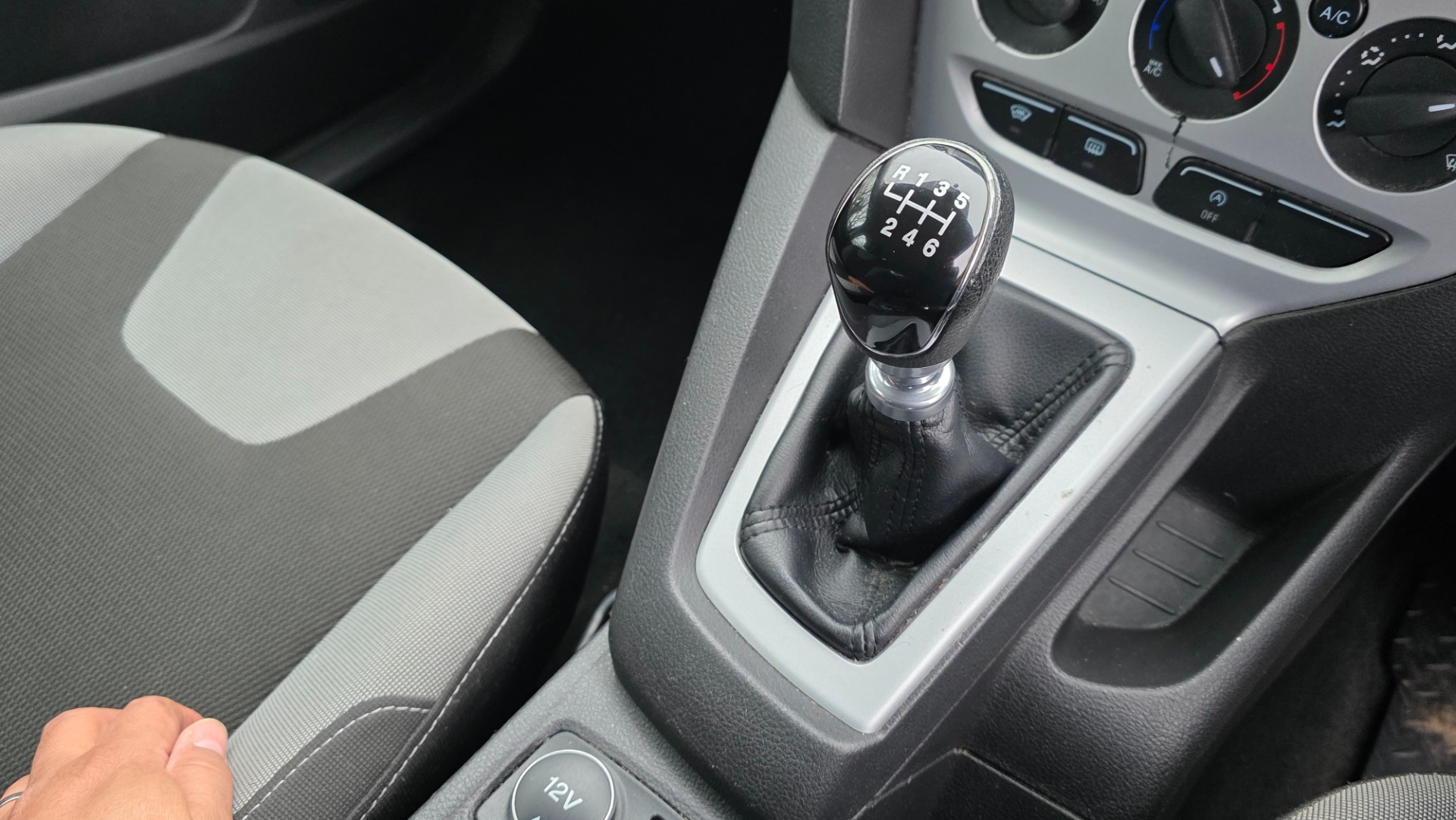 FORD FOCUS 1.0 EcoBoost 125 ZETEC Hatchback Ulez Compliant