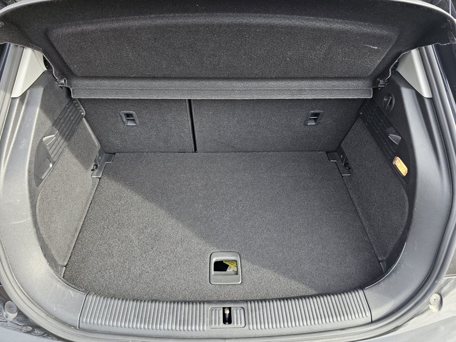 AUDI A1 1.4 TFSI CoD Sport Sportback S Tronic Auto Euro 5 (ss) 5dr Leather+Heated