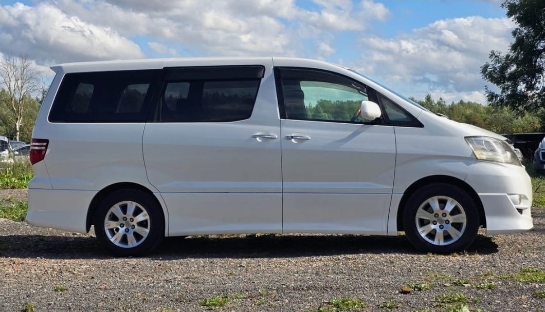 TOYOTA ALPHARD 2.4 G Edition CVT