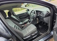 FORD FOCUS 1.6 Zetec Hatchback 5dr Petrol Manual (159 gkm, 99 bhp)