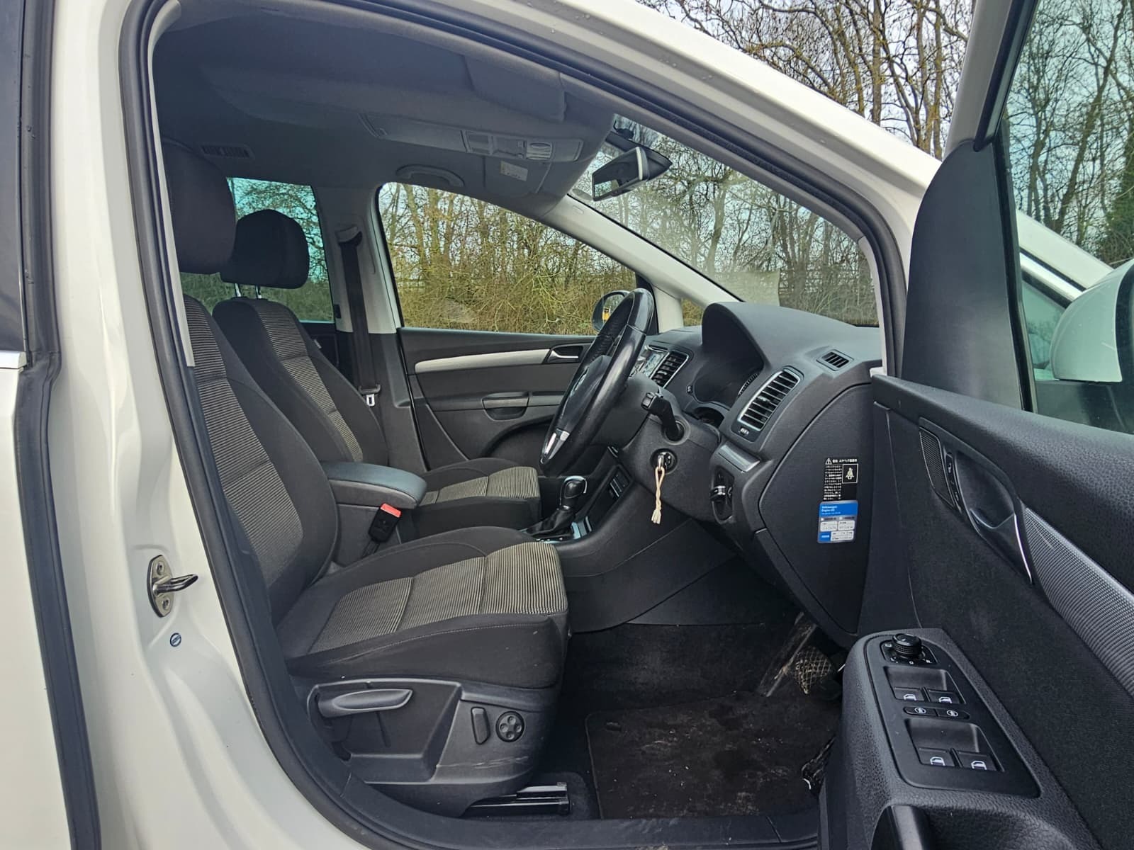 VOLKSWAGEN SHARAN TSI BlueMotion Tech SE DSG Euro 5 (s/s) 5dr