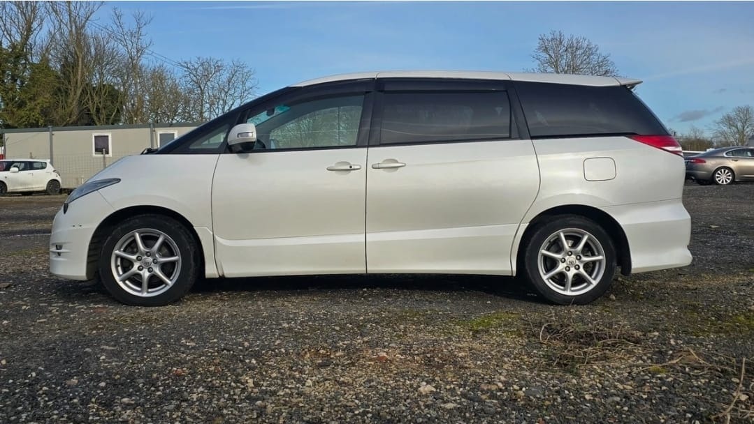 TOYOTA ESTIMA 2.4 Automatic 7 Seater MPV Ulez Compliant
