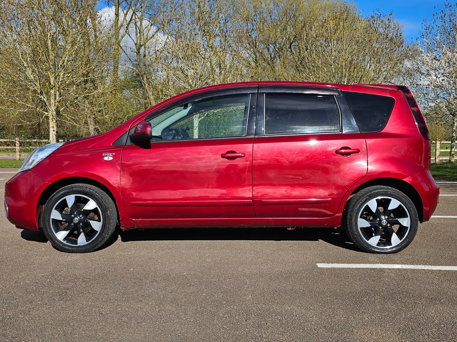 Nissan Note 1.6 16V n-tec+ Hatchback 5dr Petrol Auto Euro 5