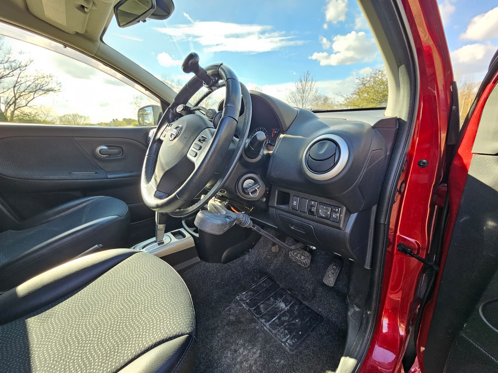 Nissan Note 1.6 16V n-tec+ Hatchback 5dr Petrol Auto Euro 5