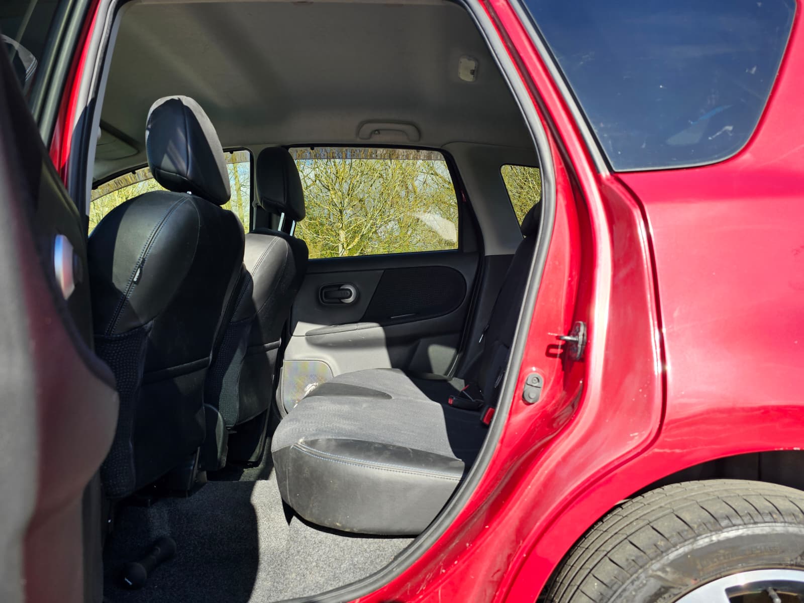 Nissan Note 1.6 16V n-tec+ Hatchback 5dr Petrol Auto Euro 5