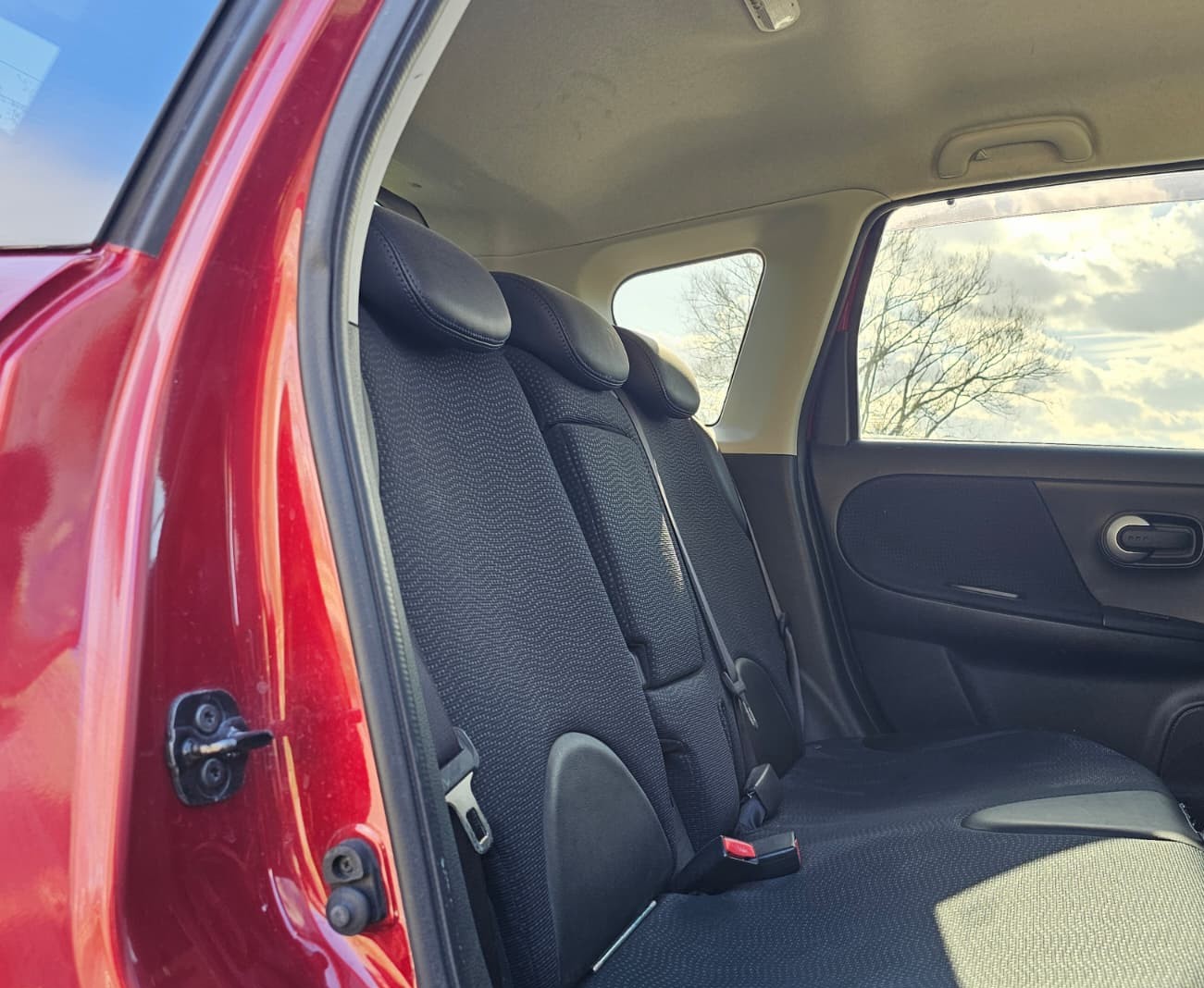 Nissan Note 1.6 16V n-tec+ Hatchback 5dr Petrol Auto Euro 5