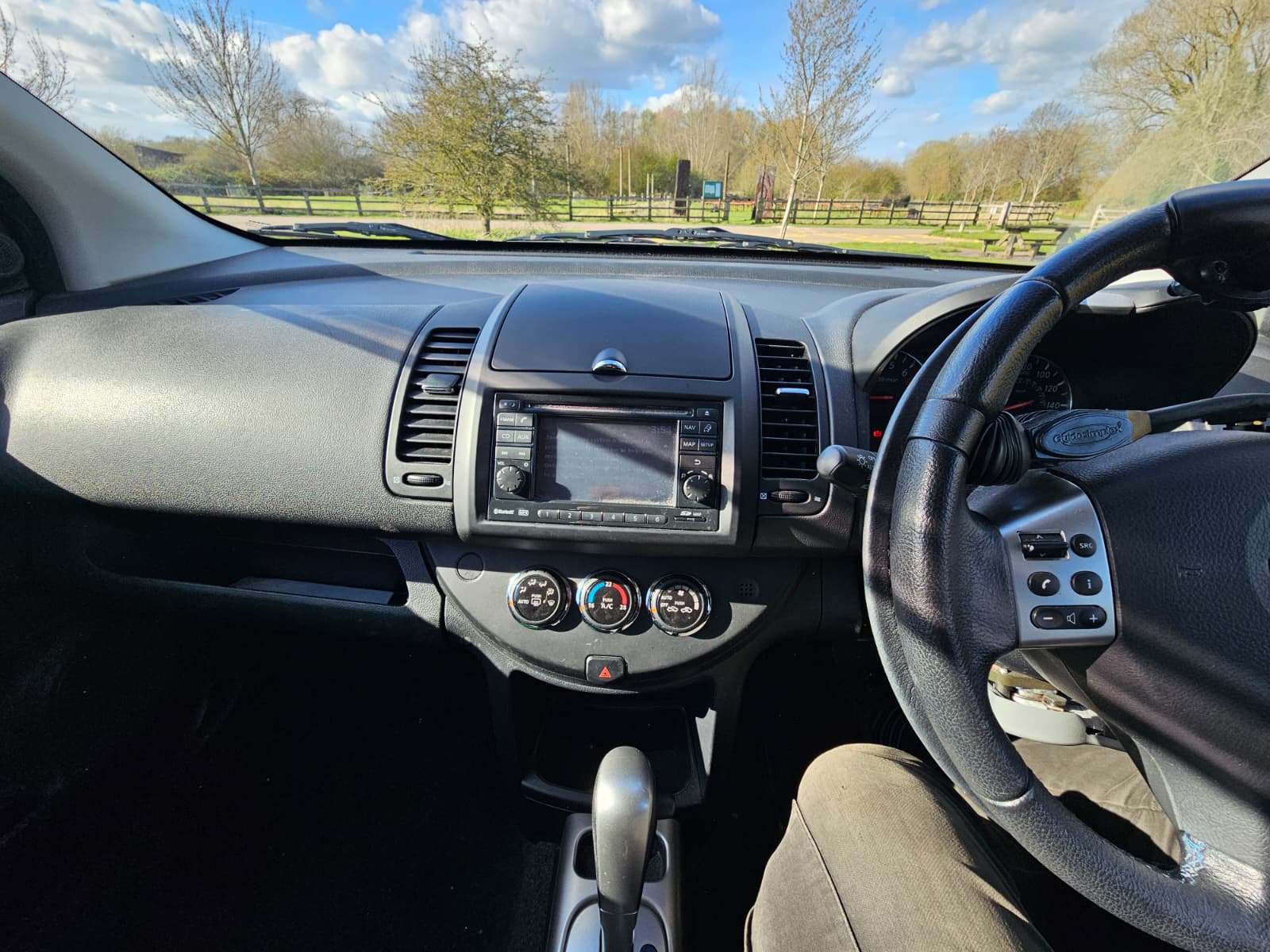 Nissan Note 1.6 16V n-tec+ Hatchback 5dr Petrol Auto Euro 5