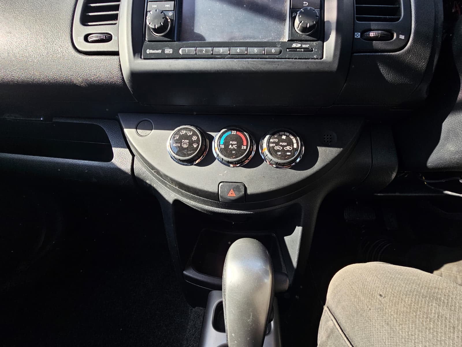 Nissan Note 1.6 16V n-tec+ Hatchback 5dr Petrol Auto Euro 5