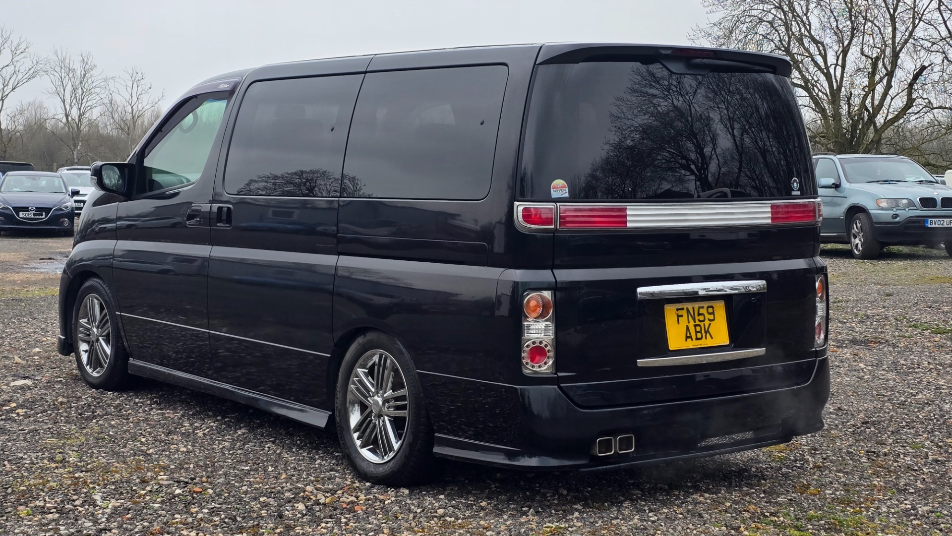 NISSAN ELGRAND