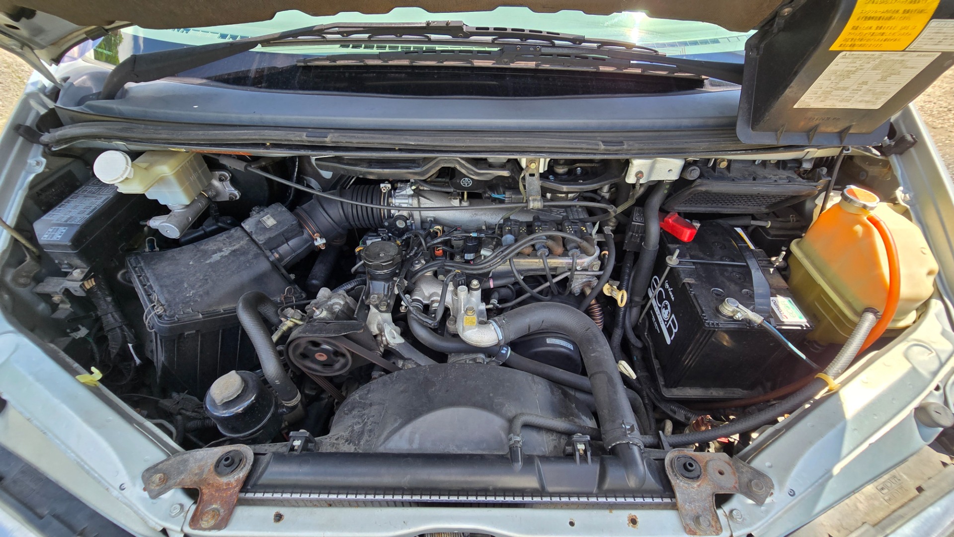 MITSUBISHI DELICA