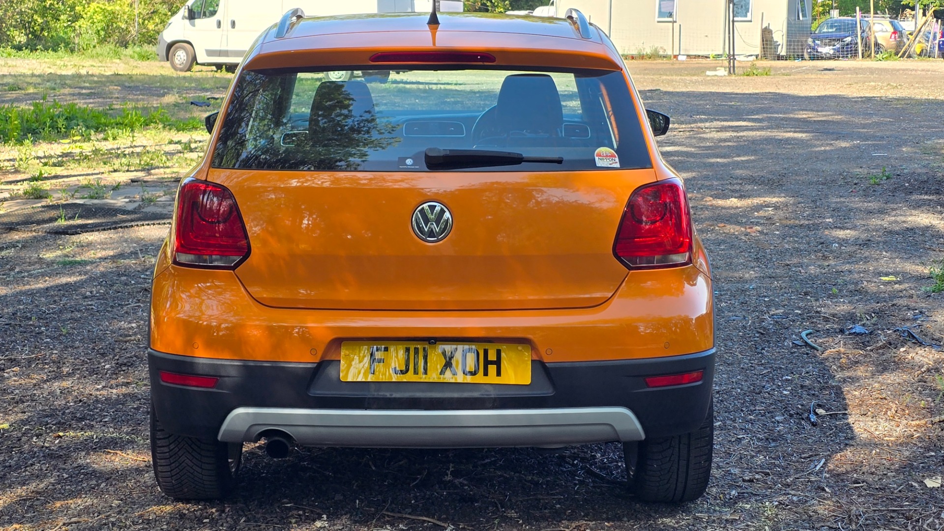 VOLKSWAGEN POLO