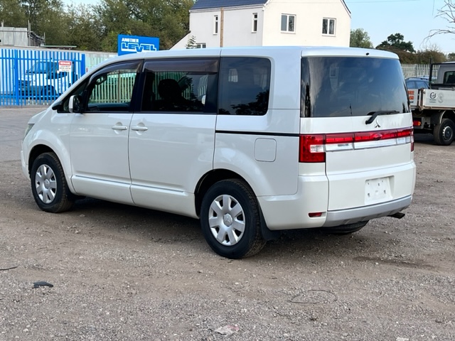 Mitsubishi Delica
