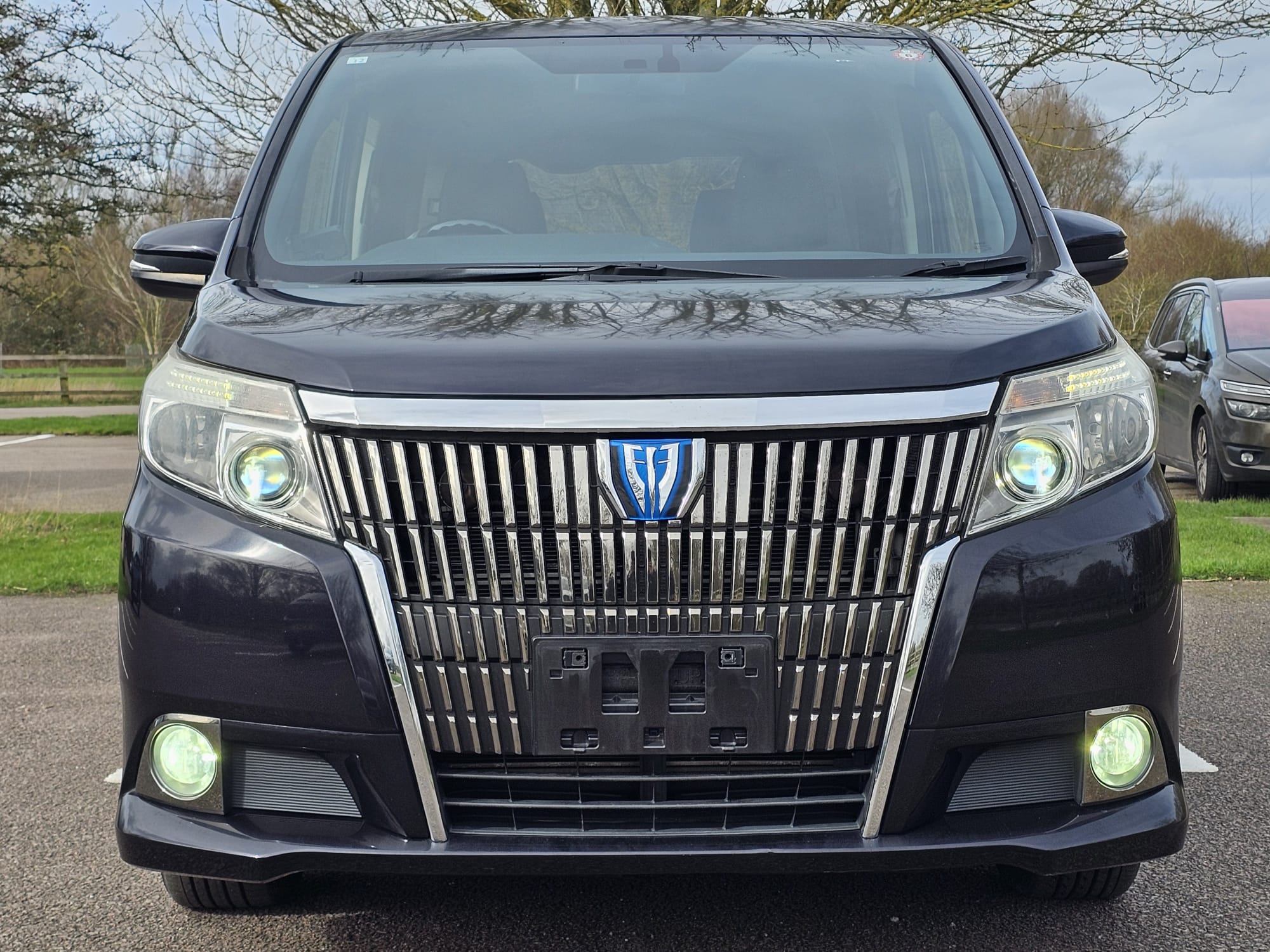 TOYOTA VOXY/ESQUIRE 1.8h Auto Euro 6 7 Seater Hybrid MPV Cruise Control Ulez Compliant