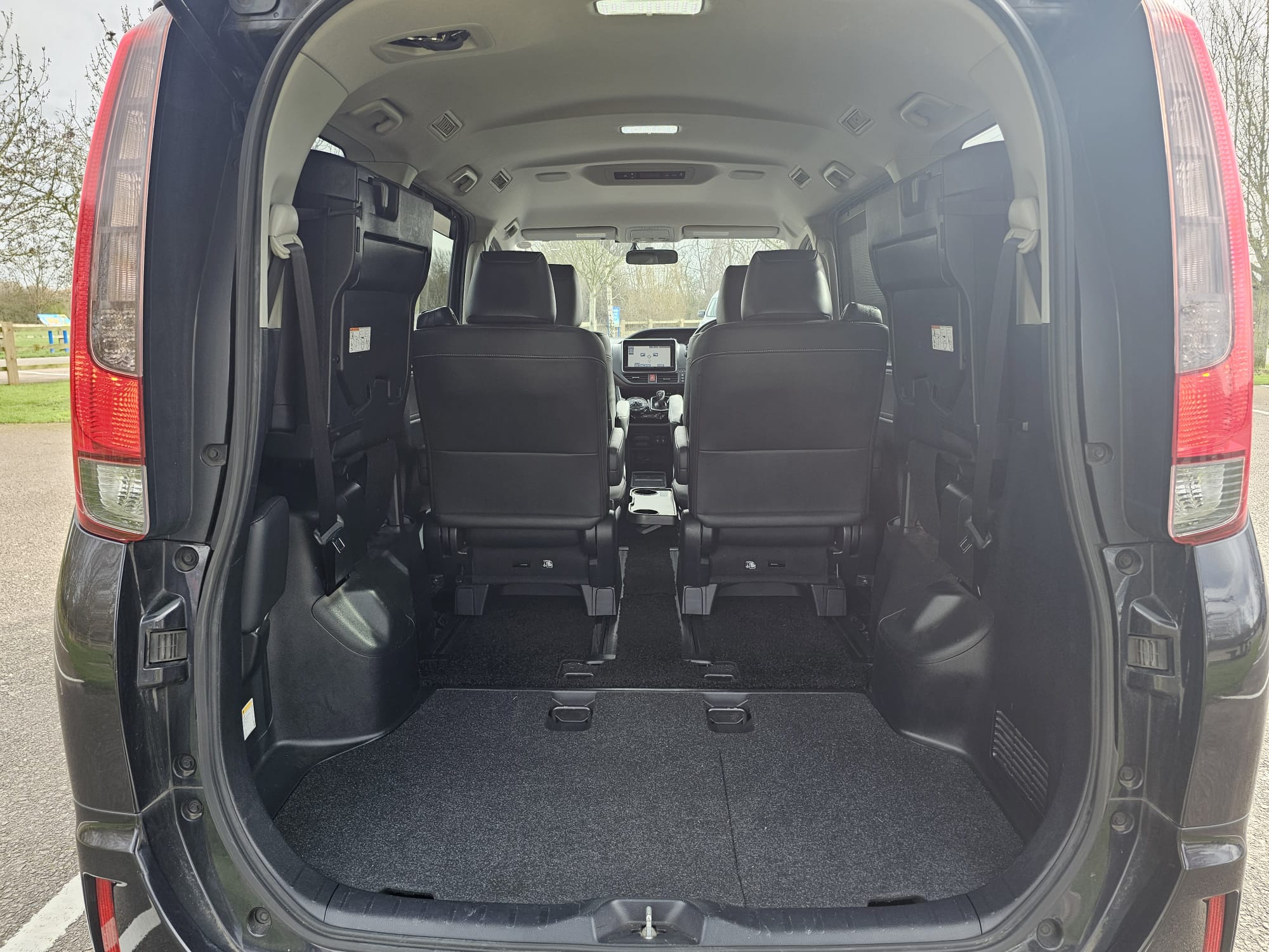 TOYOTA VOXY/ESQUIRE 1.8h Auto Euro 6 7 Seater Hybrid MPV Cruise Control Ulez Compliant