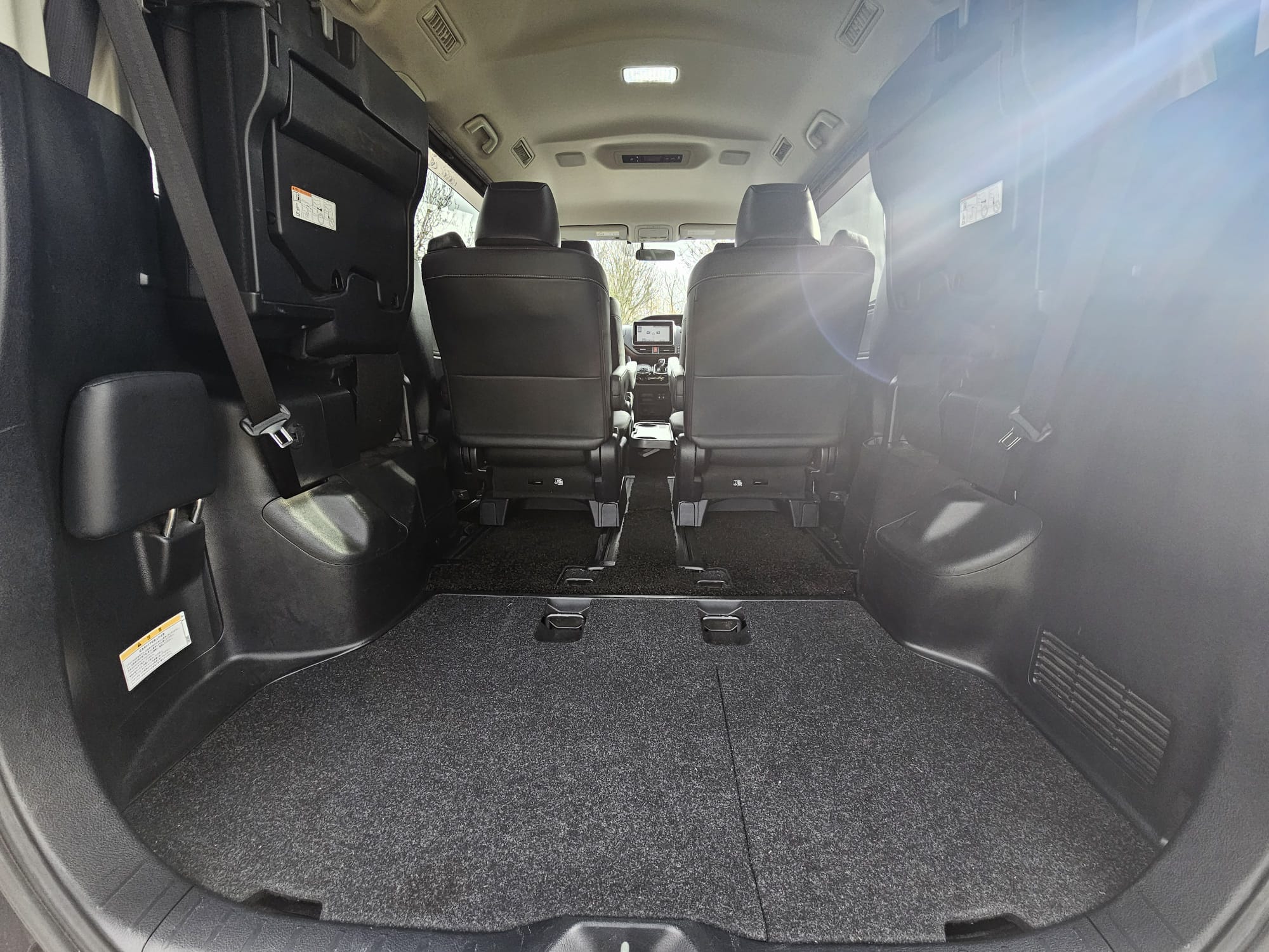 TOYOTA VOXY/ESQUIRE 1.8h Auto Euro 6 7 Seater Hybrid MPV Cruise Control Ulez Compliant