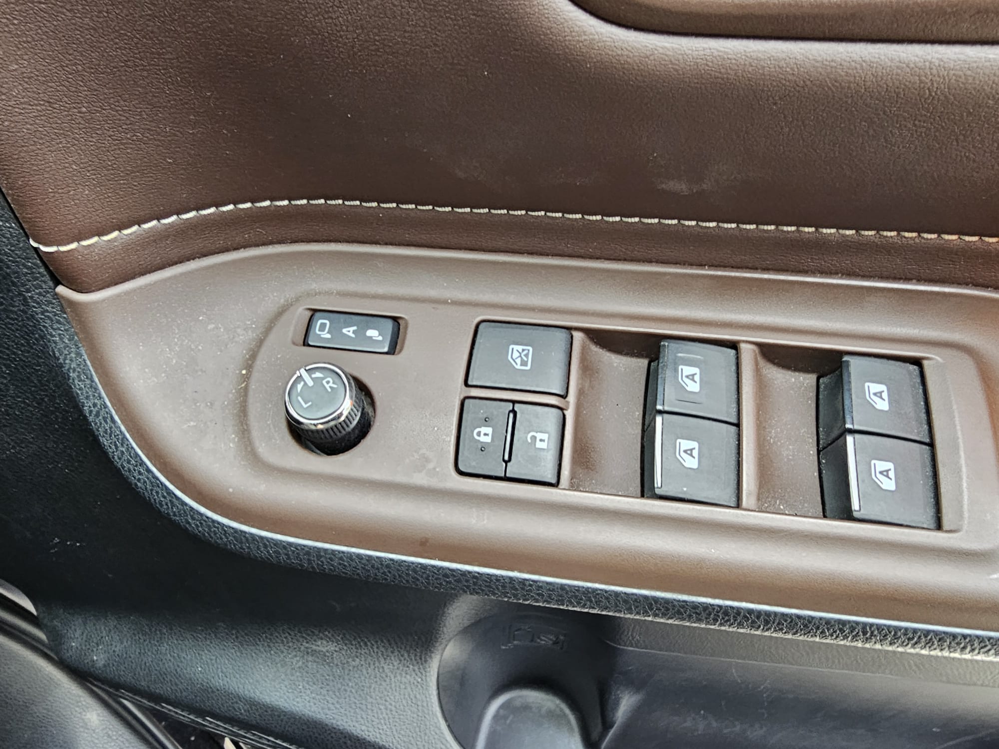 TOYOTA VOXY/ESQUIRE 1.8h Auto Euro 6 7 Seater Hybrid MPV Cruise Control Ulez Compliant