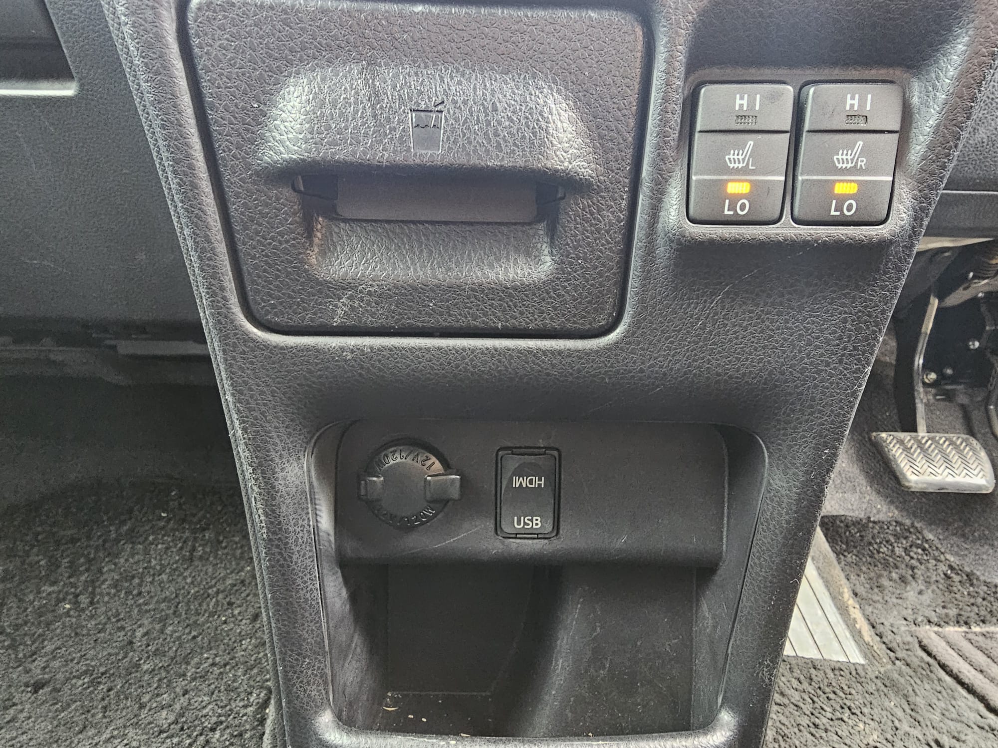 TOYOTA VOXY/ESQUIRE 1.8h Auto Euro 6 7 Seater Hybrid MPV Cruise Control Ulez Compliant