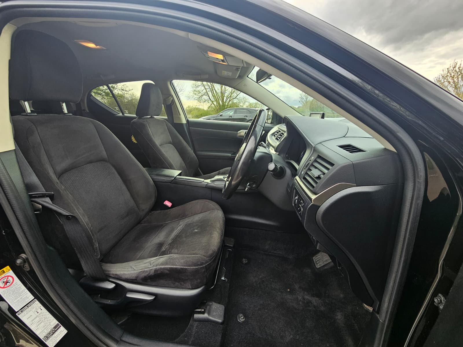 LEXUS CT 200h 1.8 Advance 5dr CVT Auto