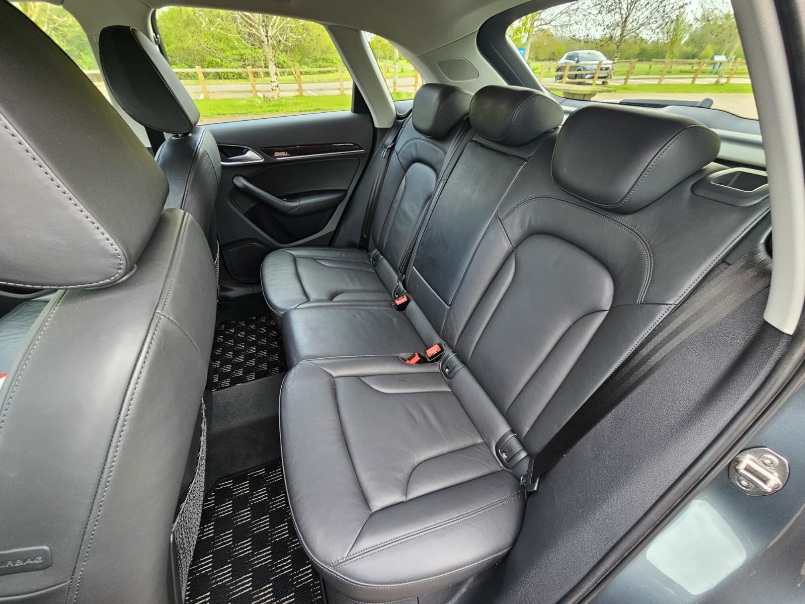 AUDI Q3 2.0 TFSI SE SUV 5dr Petrol S Tronic quattro Euro 5