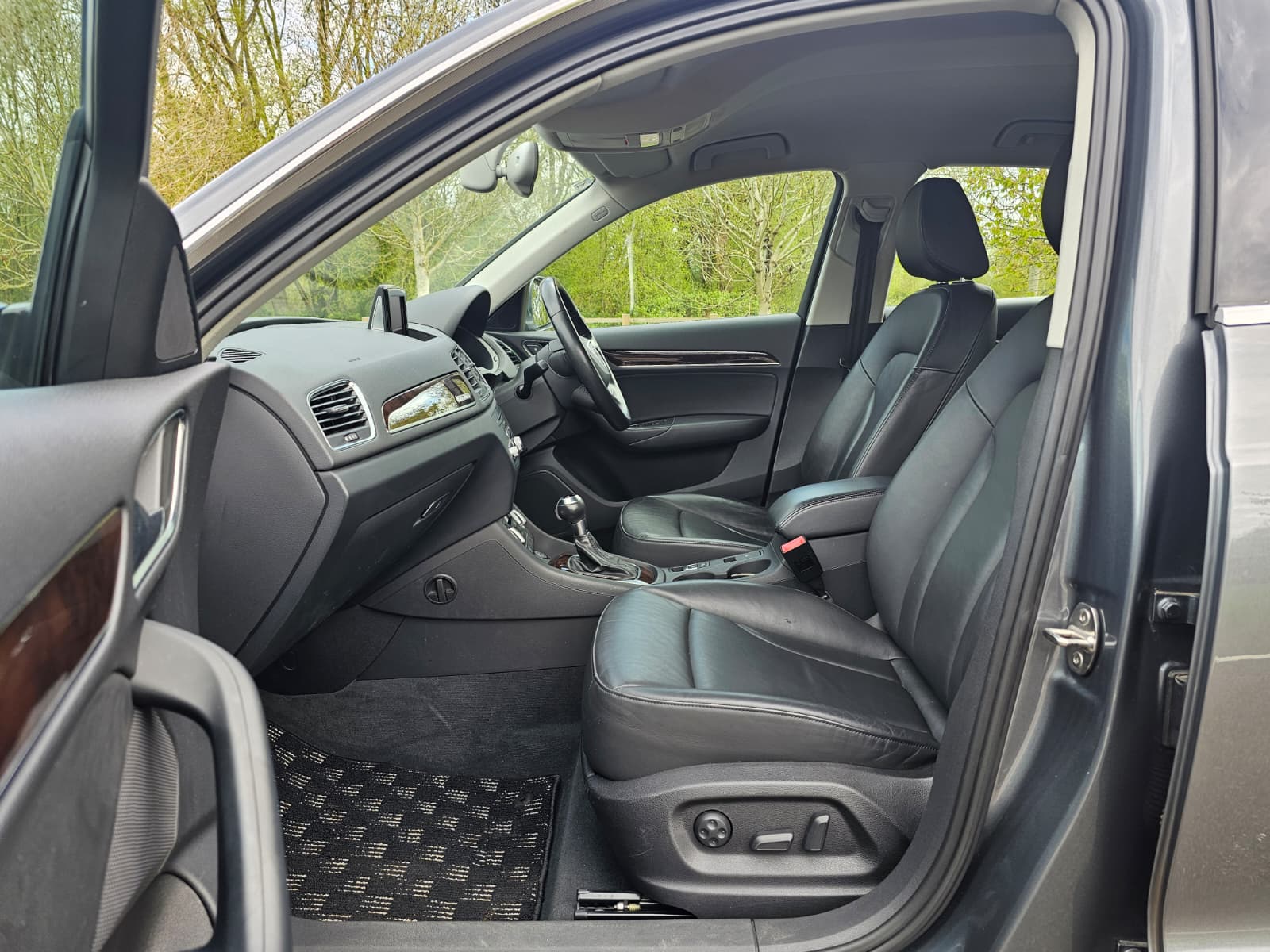 AUDI Q3 2.0 TFSI SE SUV 5dr Petrol S Tronic quattro Euro 5