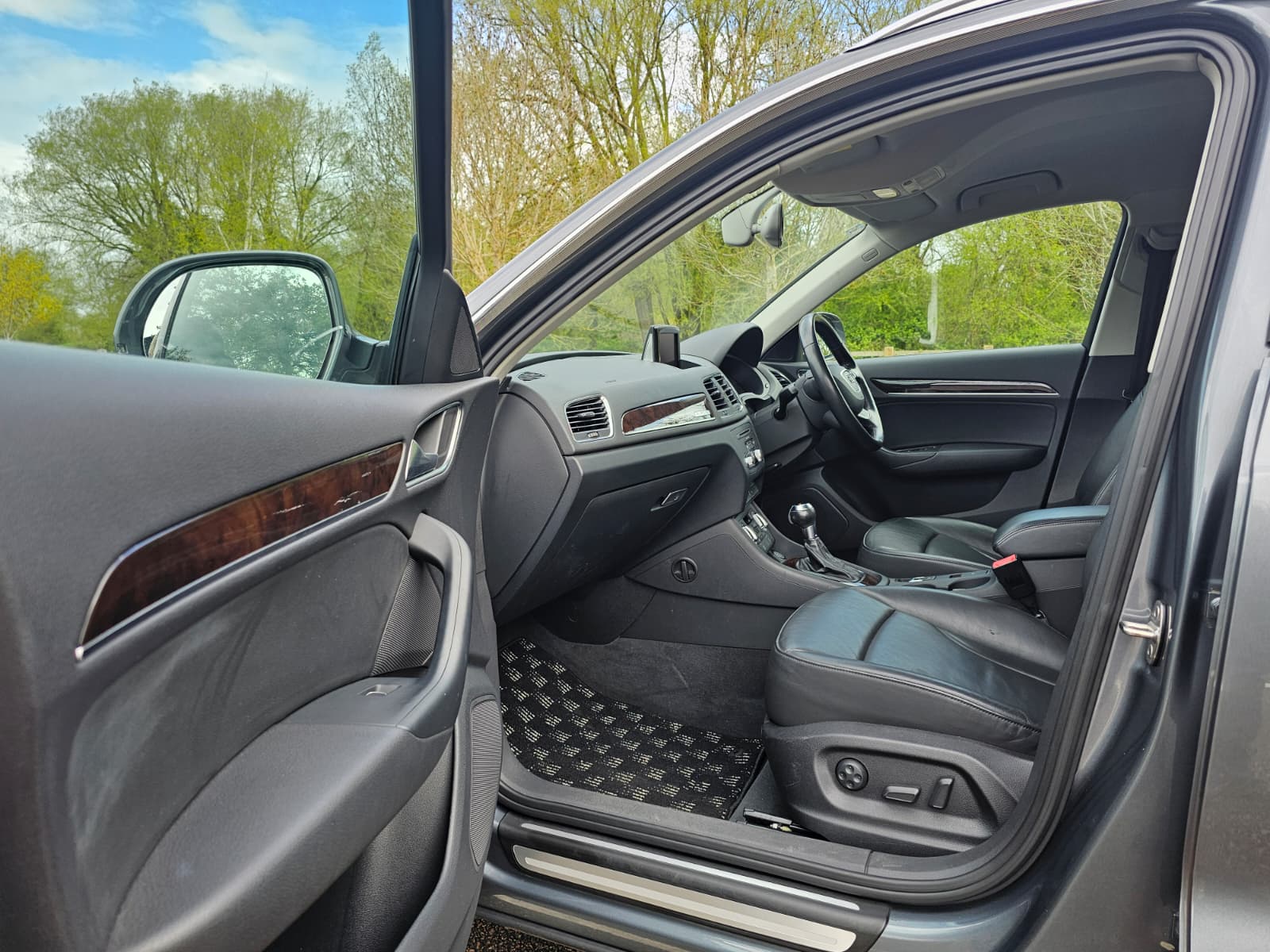 AUDI Q3 2.0 TFSI SE SUV 5dr Petrol S Tronic quattro Euro 5