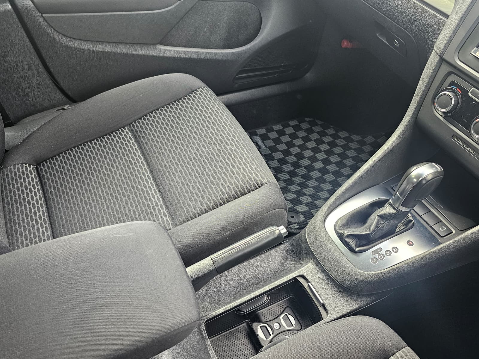 VOLKSWAGEN GOLF 1.2 TSI S Hatchback 5dr Petrol DSG Euro 5