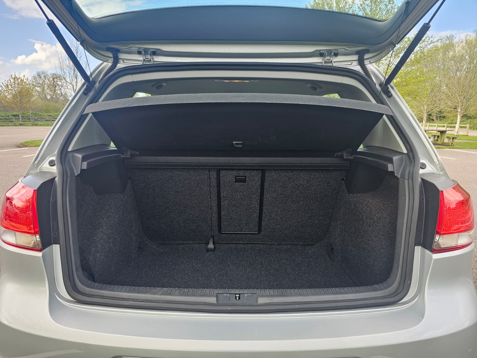 VOLKSWAGEN GOLF 1.2 TSI S Hatchback 5dr Petrol DSG Euro 5