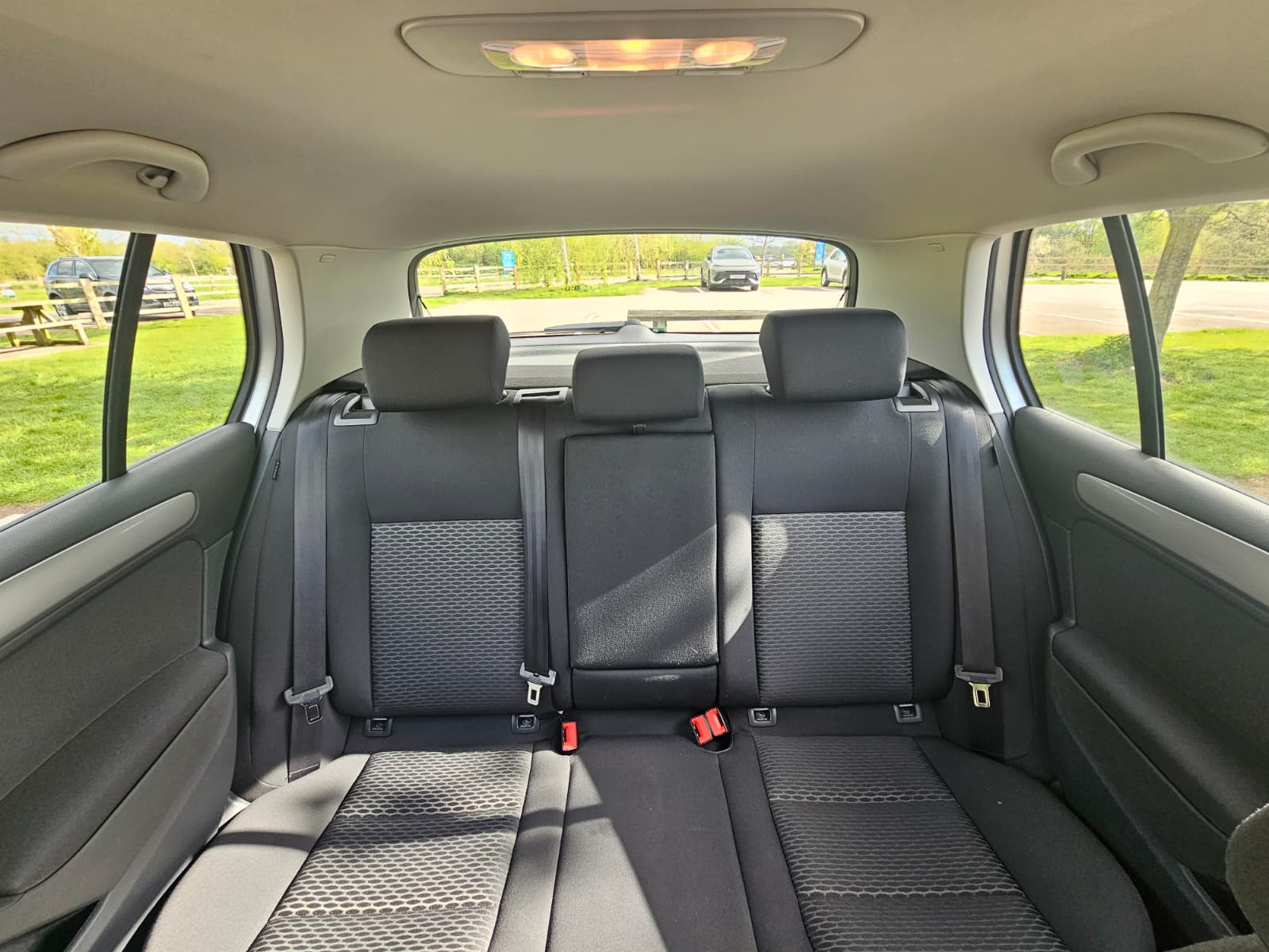 VOLKSWAGEN GOLF 1.2 TSI S Hatchback 5dr Petrol DSG Euro 5