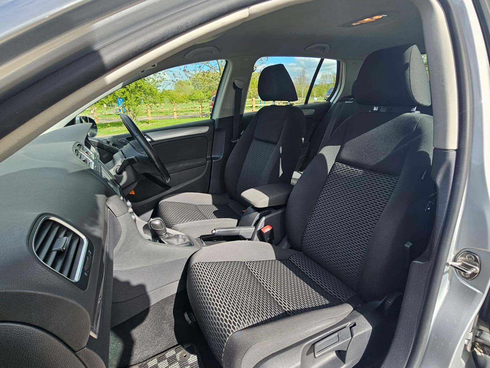 VOLKSWAGEN GOLF 1.2 TSI S Hatchback 5dr Petrol DSG Euro 5