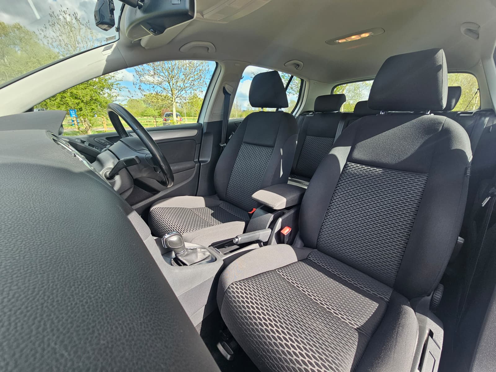 VOLKSWAGEN GOLF 1.2 TSI S Hatchback 5dr Petrol DSG Euro 5