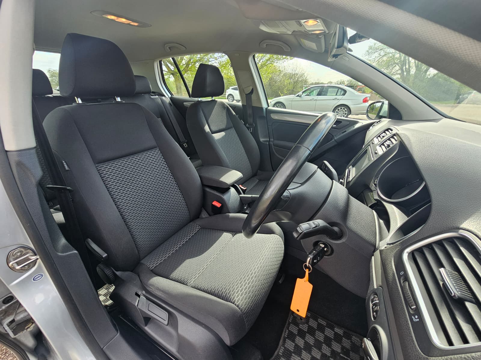 VOLKSWAGEN GOLF 1.2 TSI S Hatchback 5dr Petrol DSG Euro 5