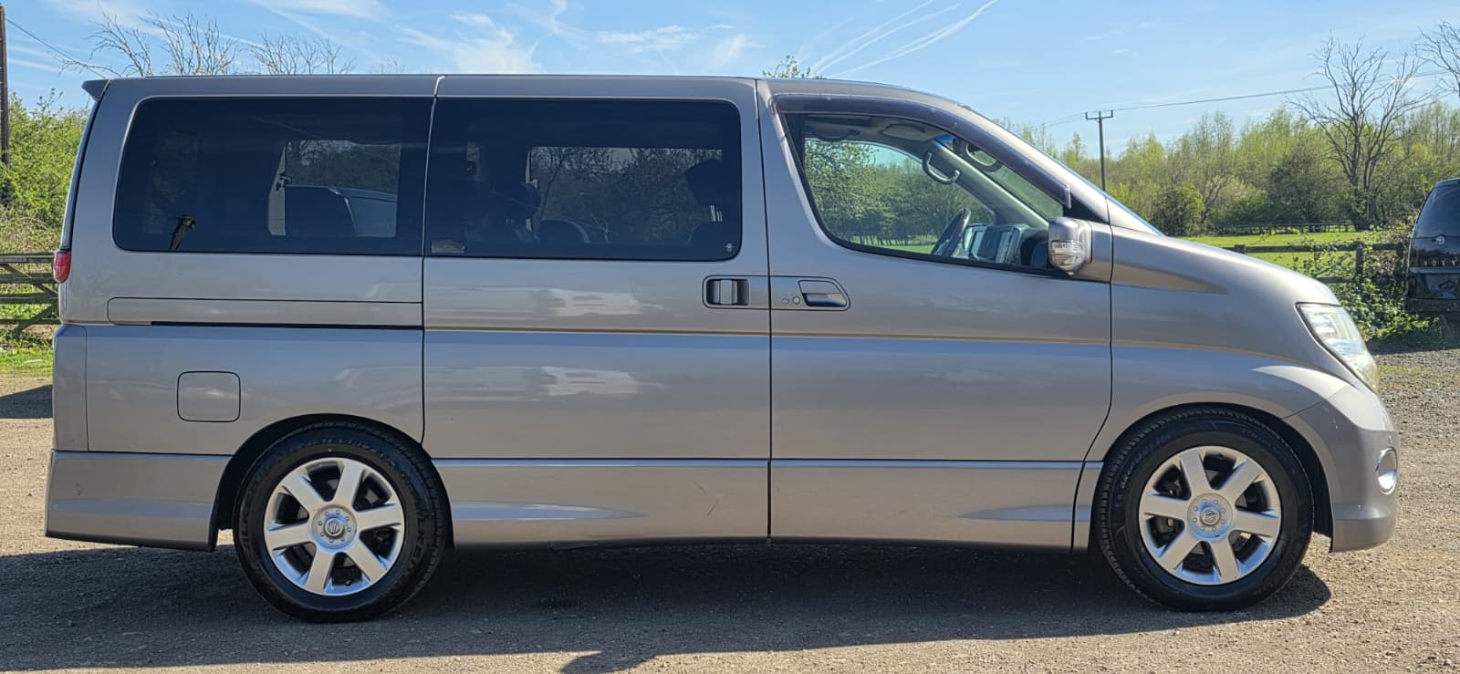 NISSAN ELGRAND HighwayStar 3.5 V6 Auto 8 Seater Twin Sunroof MPV 37k Miles Only Ulez Free