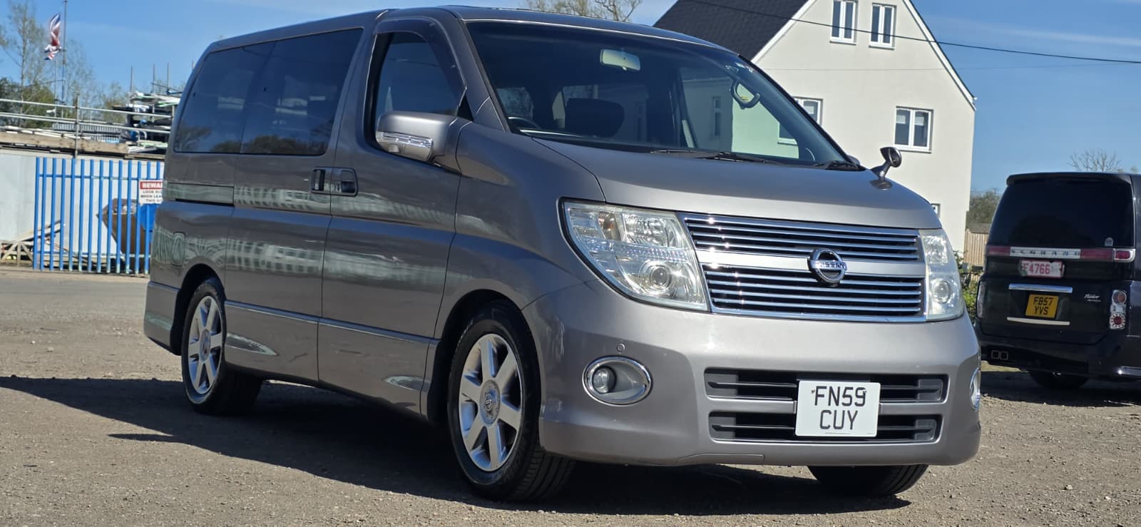 NISSAN ELGRAND HighwayStar 3.5 V6 Auto 8 Seater Twin Sunroof MPV 37k Miles Only Ulez Free
