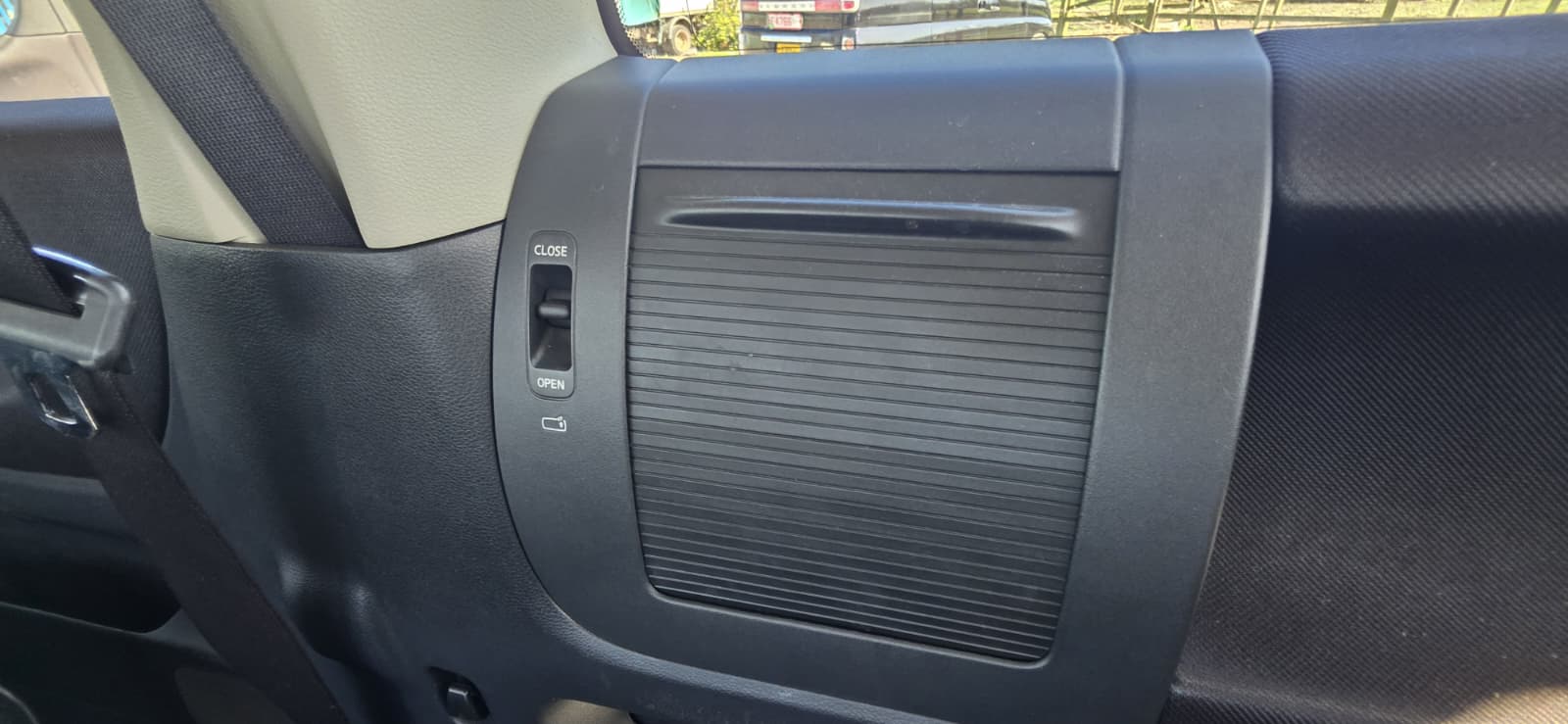 NISSAN ELGRAND HighwayStar 3.5 V6 Auto 8 Seater Twin Sunroof MPV 37k Miles Only Ulez Free