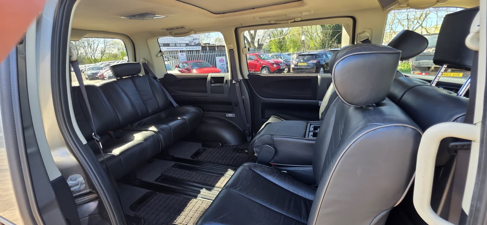 NISSAN ELGRAND HighwayStar 3.5 V6 Auto 8 Seater Twin Sunroof MPV 37k Miles Only Ulez Free