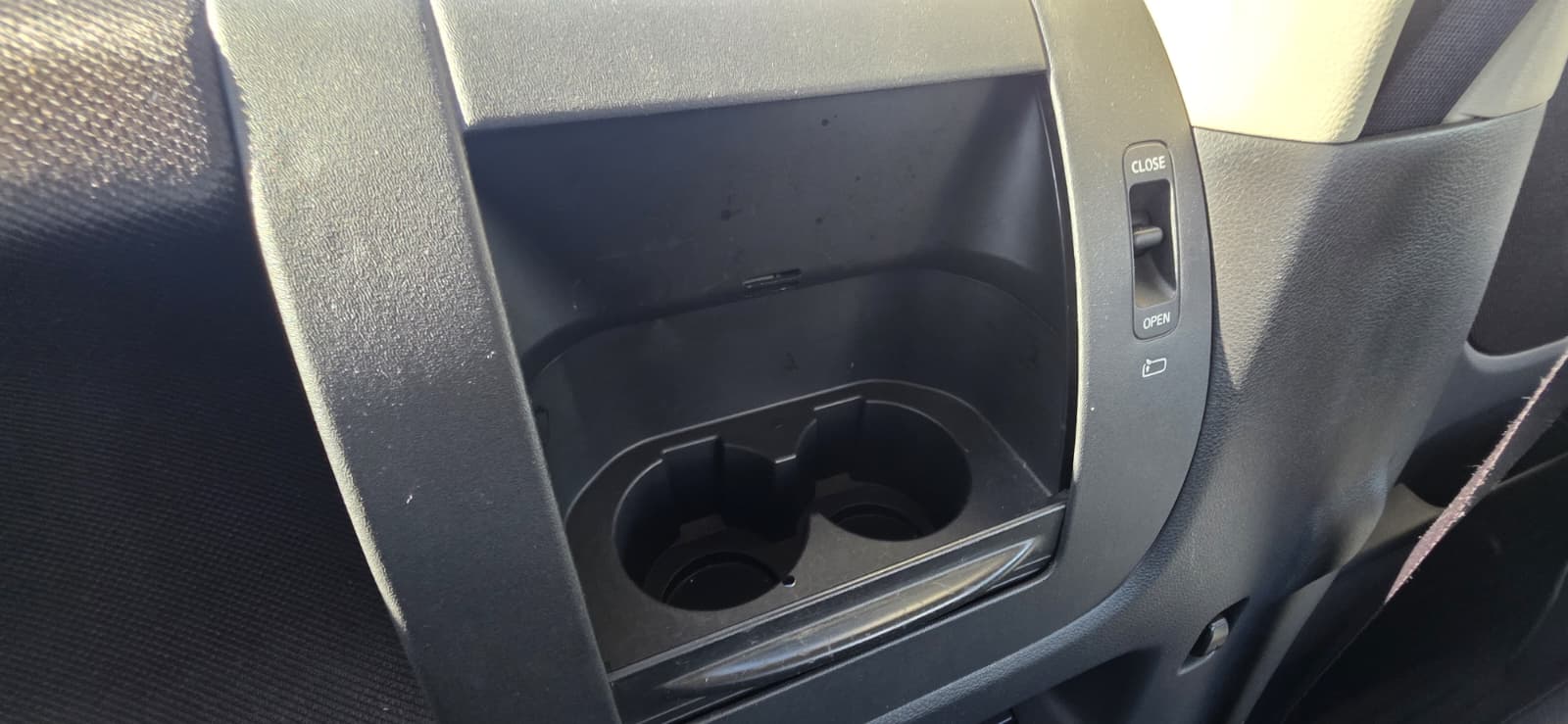 NISSAN ELGRAND HighwayStar 3.5 V6 Auto 8 Seater Twin Sunroof MPV 37k Miles Only Ulez Free