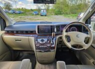 Nissan Elgrand XL 3.5 V6 Automatic 7 Seater MPV Double Sunroof