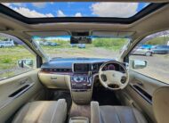 Nissan Elgrand XL 3.5 V6 Automatic 7 Seater MPV Double Sunroof