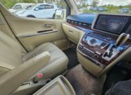 Nissan Elgrand XL 3.5 V6 Automatic 7 Seater MPV Double Sunroof