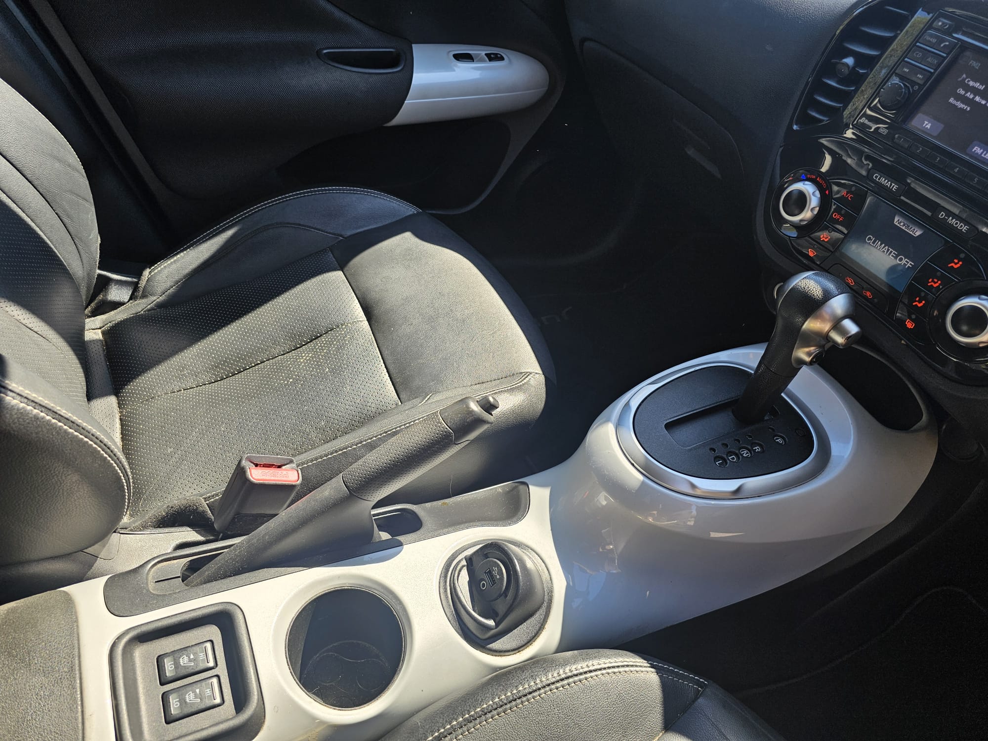 NISSAN JUKE 1.6 Ministry of Sound 5dr CVT