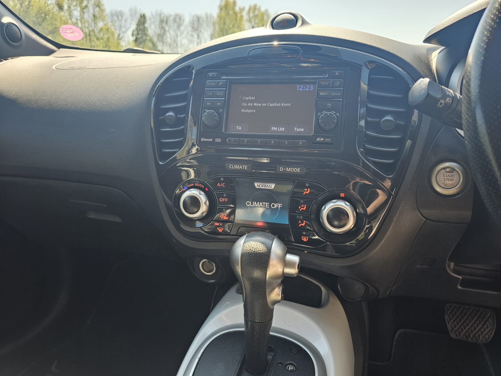 NISSAN JUKE 1.6 Ministry of Sound 5dr CVT