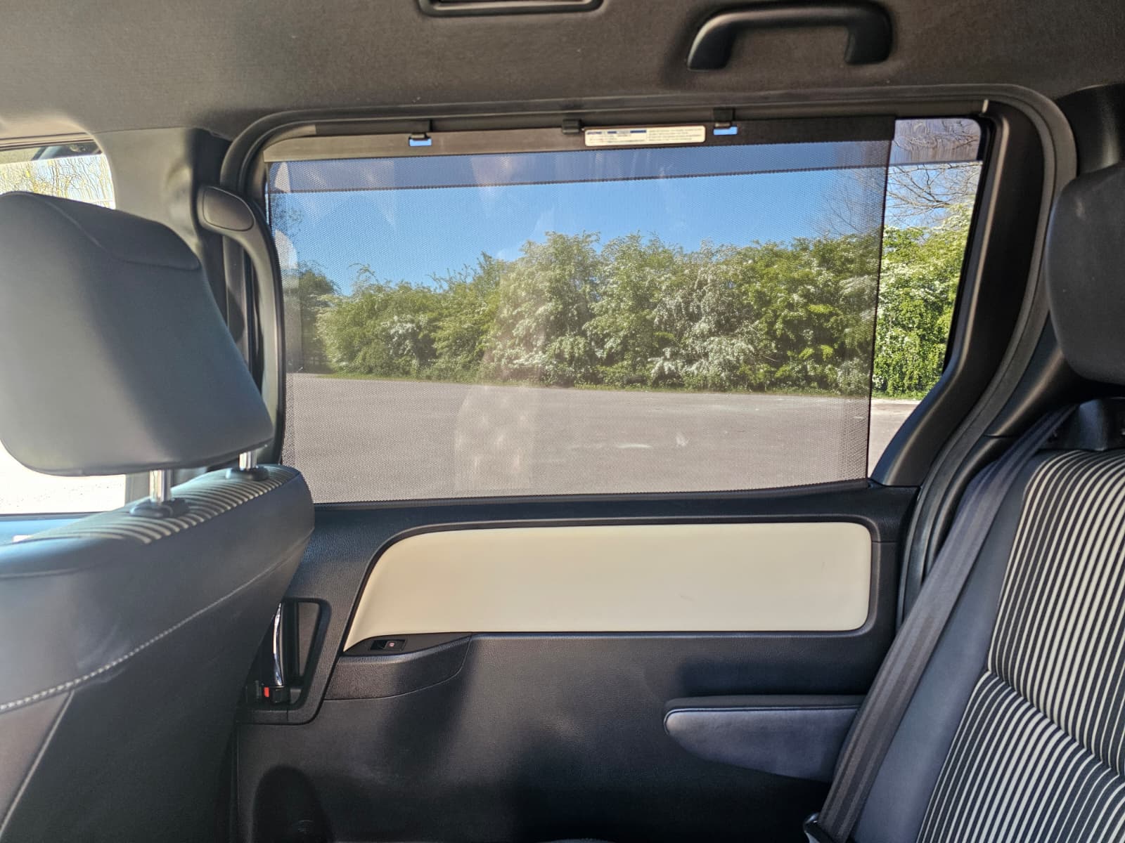 TOYOTA NOAH 1.8h Auto Euro 6 7 Seater Hybrid MPV Cruise Control Ulez Compliant