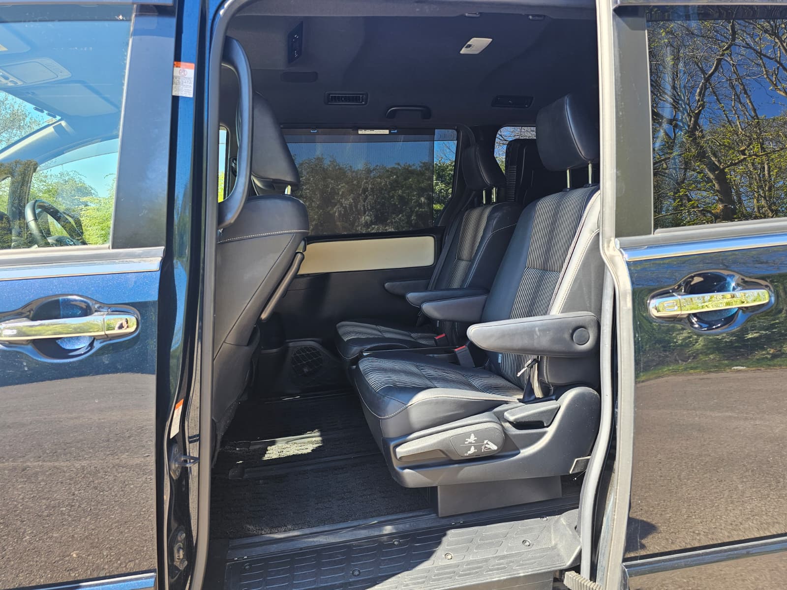 TOYOTA NOAH 1.8h Auto Euro 6 7 Seater Hybrid MPV Cruise Control Ulez Compliant