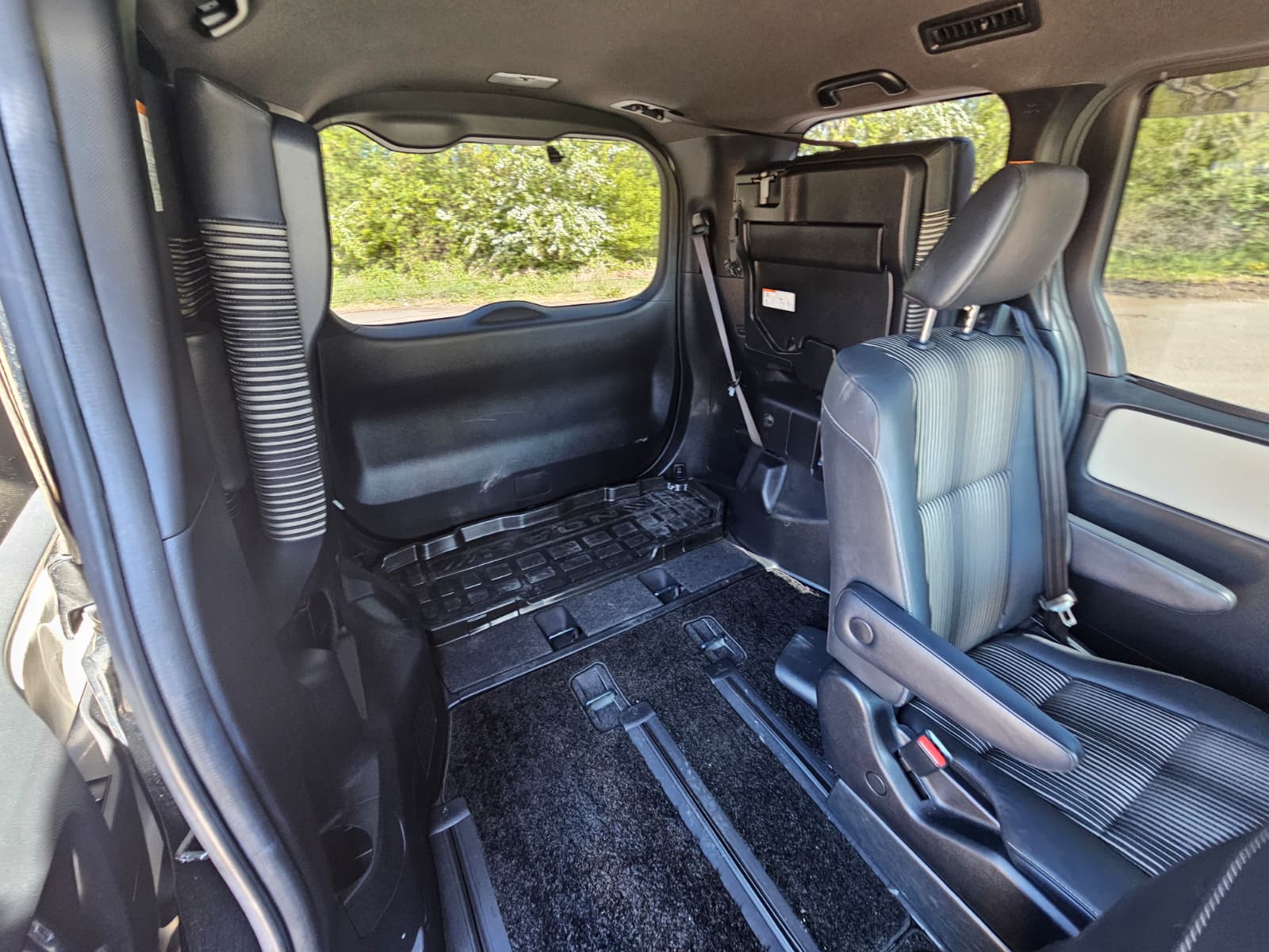 TOYOTA NOAH 1.8h Auto Euro 6 7 Seater Hybrid MPV Cruise Control Ulez Compliant