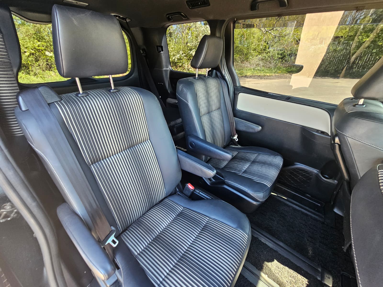 TOYOTA NOAH 1.8h Auto Euro 6 7 Seater Hybrid MPV Cruise Control Ulez Compliant