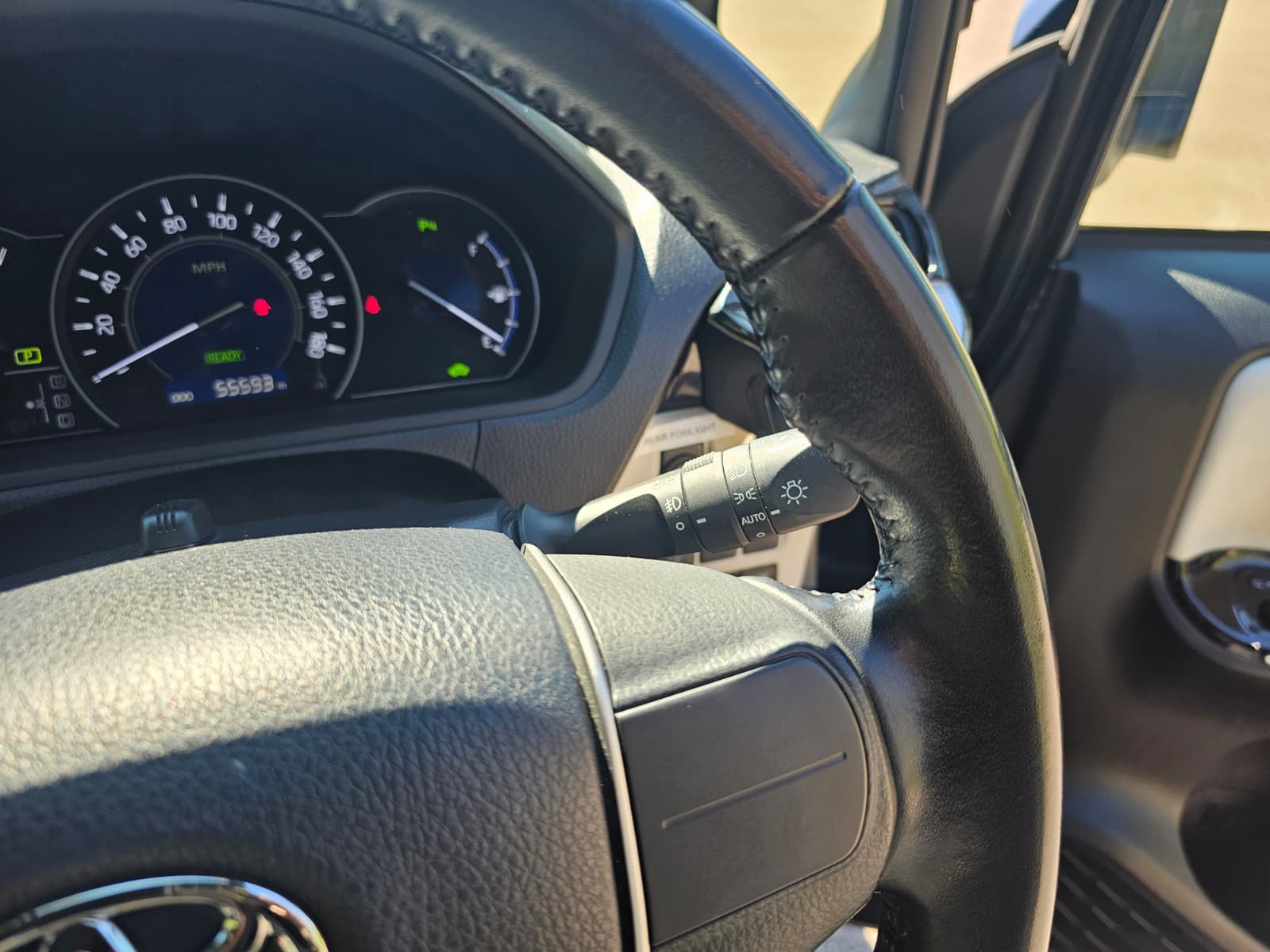 TOYOTA NOAH 1.8h Auto Euro 6 7 Seater Hybrid MPV Cruise Control Ulez Compliant