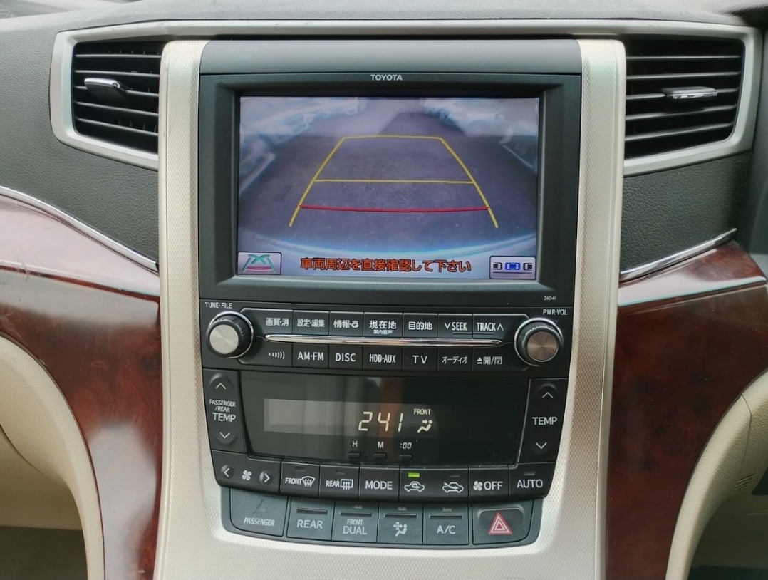 TOYOTA ALPHARD